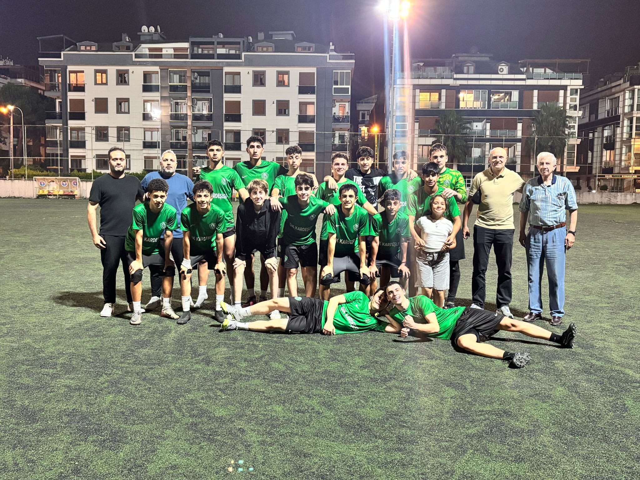 Örnekspor takım fotoğrafı
